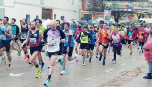 José Antonio Hernández Navajas y Rosario Gómez Núñez reinan bajo la lluvia en la 10k la Pita de El Herrumblar