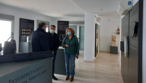 La colaboración entre el Gobierno regional y el Ayuntamiento de Osa de la Vega permite la apertura del centro de interpretación de la mina de lapis specularis de ´La condenada´