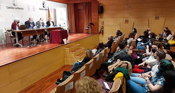 La Escuela de Arte Elena de la Cruz organiza las Jornadas de Arte y Diseño ´idea 22´ para acercar al alumnado a profesionales de ambos sectores