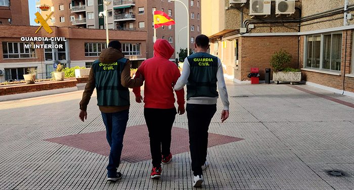 La Guardia Civil desarticula el bloque de la organización criminal juvenil “Bloods” que operaba en Alovera, Azuqueca y Yunquera de Henares