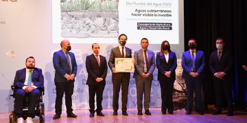 La Junta premia el compromiso de Mahou San Miguel con el agua