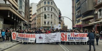 La Plataforma en Defensa del Ferrocarril asegura que Dolz manifestó su voluntad de cesar el servicio de viajeros y desmantelar el ferrocarril