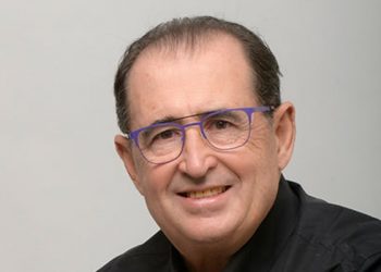 Las Casas Ahorcadas vuelve a la presencialidad en un encuentro con Félix García Hernán en el que se sortearán dos de sus obras