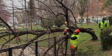 Los Bomberos de Cuenca continúan atendiendo incidencias relacionadas con el temporal