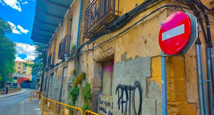 Los populares acusan a Dolz de desidia porque “tiene el informe de la Junta desde septiembre sobre cómo actuar en el edificio de la Fundación Sánchez Vera”