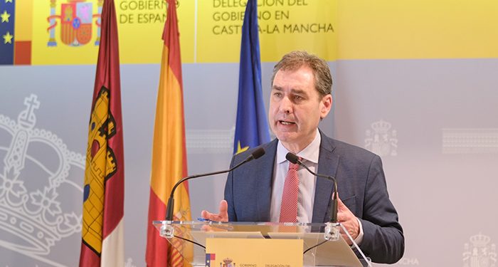 Más de 1,2 millones de conductores se podrán beneficiar, desde este viernes, de la reducción del precio de los carburantes en Castilla-La Mancha