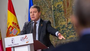 Page anuncia la suspensión indefinida del canon del agua que exige Europa para “no contribuir a la espiral” de la actual coyuntura económica