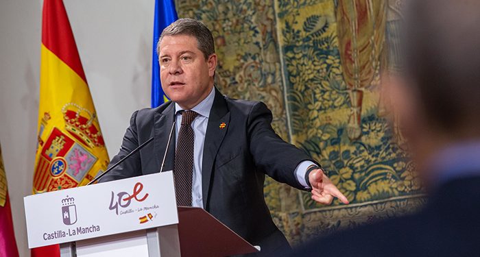 Page anuncia la suspensión indefinida del canon del agua que exige Europa para “no contribuir a la espiral” de la actual coyuntura económica 1 Page anuncia la suspensión indefinida del canon del agua que exige Europa para “no contribuir a la espiral” de la actual coyuntura económica