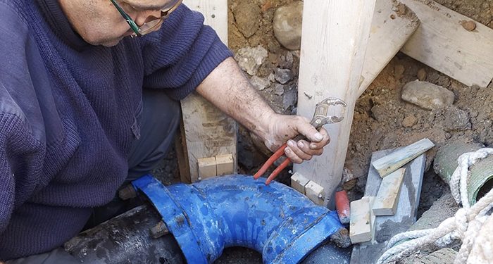 Recuperado el abastecimiento de agua en Tiradores y varias calles del casco antiguo de Cuenca
