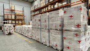 Sale el primer envío de ayuda humanitaria de Cruz Roja Española para las personas afectadas por el conflicto de Ucrania
