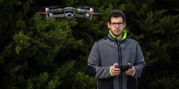El egresado de la UCLM Sergio Rubio Luque obtiene el premio Futuro de las Telecomunicaciones por el diseño y la producción técnica de un musical
