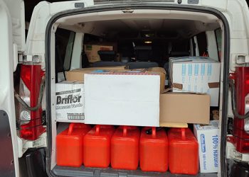 Trillo envía una furgoneta repleta de ayuda humanitaria a Ucrania que viajará junto a un convoy que traerá a España a 42 refugiados