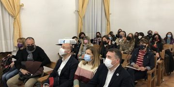 Unas veinte personas asisten a la jornada ‘Mujer empresaria y emprendedora en el mundo rural’ en Tarancón