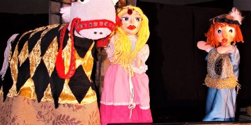 Villanueva de la Torre celebra el Día Mundial del Teatro con una función gratuita de títeres dirigida a un público infantil y familiar
