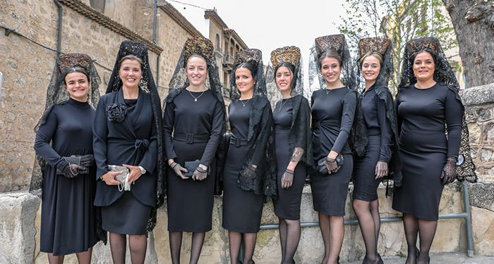 AFAMMER dice Sí a la mantilla española