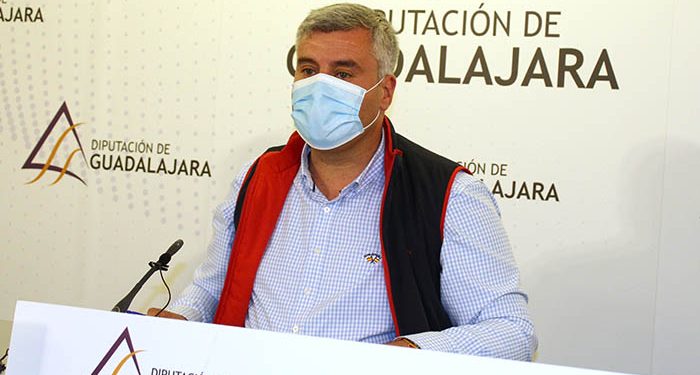 El Grupo Popular en la Diputación de Guadalajara reclama el acuerdo de todos los grupos políticos para pedir la supresión definitiva del nuevo impuesto del agua creado por Page 1 Alfonso Esteban