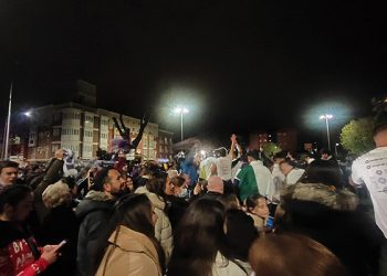 Cientos de personas celebran el histórico campeonato del Depor y el ascenso a Segunda RFEF