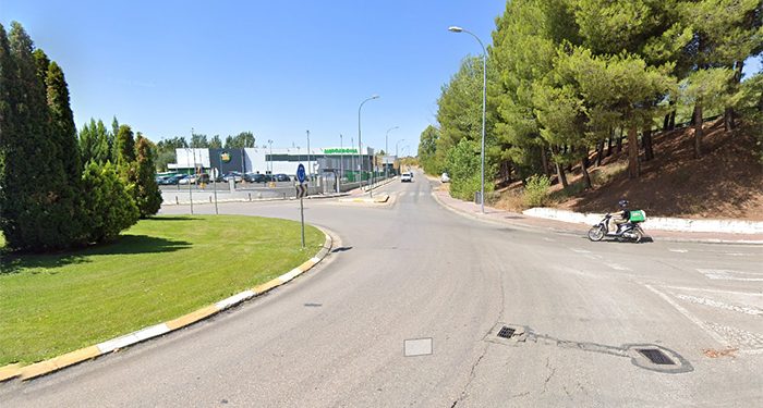 Cortado durante dos meses un carril desde la Avenida San Julián a la antigua carretera de Madrid