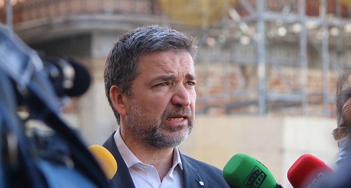 El Ayuntamiento de Guadalajara dará el paso definitivo para la retirada del andamio del edificio del Maragato 1 El Ayuntamiento de Guadalajara dará este martes el paso definitivo para la retirada del andamio del edificio del Maragato