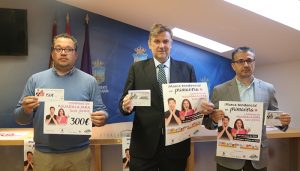 El Ayuntamiento repartirá 12.000 euros en premios entre las personas que compren sus regalos del Día de la Madre en Guadalajara