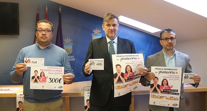 El Ayuntamiento repartirá 12.000 euros en premios entre las personas que compren sus regalos del Día de la Madre en Guadalajara