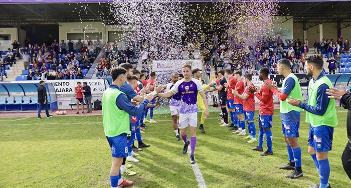 El Ayuntamiento y el Deportivo Guadalajara inauguran en el Escartín la grada ‘Pablo Ramos’ en homenaje al que fuera su presidente de honor 1 El Ayuntamiento y el Deportivo Guadalajara inauguran en el Escartín la grada ‘Pablo Ramos’ en homenaje al que fuera su presidente de honor