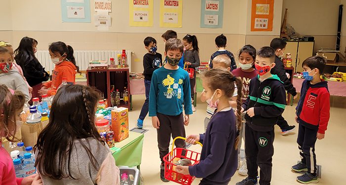El Centro de Salud “Cuenca II” reactiva el programa de actividades comunitarias en los colegios de su Zona de Salud