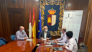 El Comisionado del Reto Demográfico en C-LM conoce el Proyecto Arraigo de la mano de RumboRural