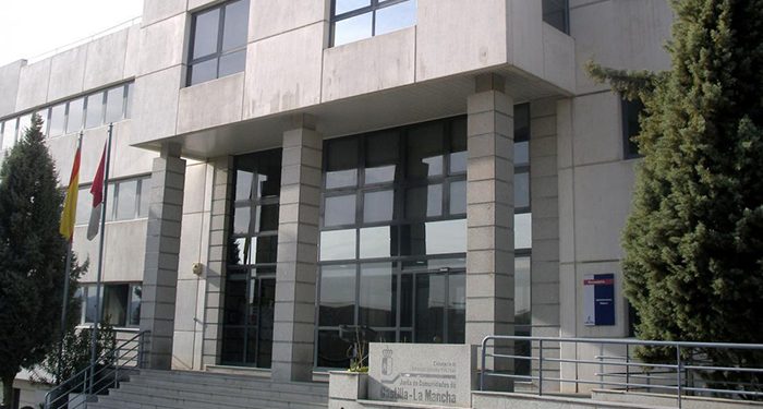 El Diario Oficial de Castilla-La Mancha publica la relación de aprobados para cubrir las 65 plazas de la Junta reservadas a personas con discapacidad