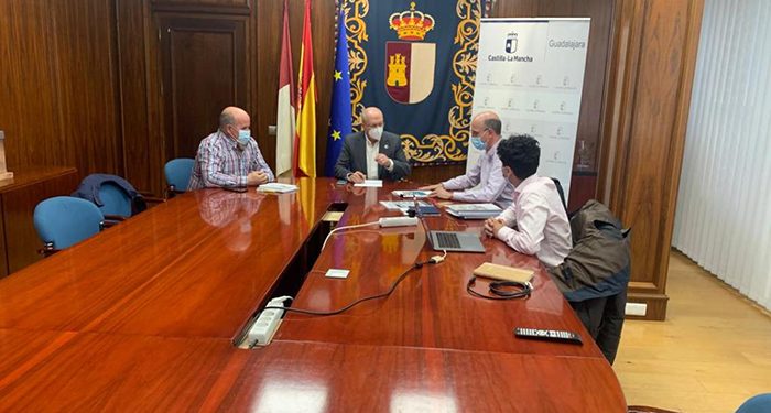 El Gobierno regional acerca las medidas de la Ley de Despoblación y la Estrategia para fijar población en el medio rural de Castilla-La Mancha 1 El Gobierno regional acerca las medidas de la Ley de Despoblación y la Estrategia para fijar población en el medio rural de Castilla-La Mancha