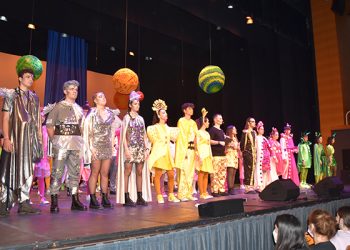 El Gobierno regional destaca la calidad del festival ´Música en las aulas´ en el que han participado más de 500 alumnos de los centros educativos de Cuenca El Gobierno regional destaca la calidad del festival ´Música en las aulas´ en el que han participado más de 500 alumnos de los centros educativos de Cuenca