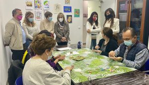 El Gobierno regional destina 1,2 millones de euros a la financiación de proyectos y programas de entidades de atención a personas afectadas de Parkinson y sus familiares