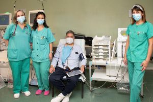 El Hospital de Guadalajara pone en marcha la hemodiálisis domiciliaria, que aporta mayor autonomía y calidad de vida a los pacientes