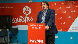 Esteban reclama a todos los partidos políticos un apoyo incuestionable a las medidas para paliar la crisis por la guerra