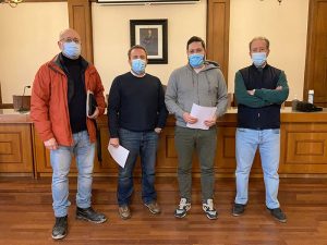 Firmada el acta de replanteo para el inicio de las obras de la muralla del Castillo de la Piedra Bermeja