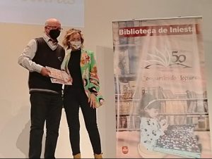 Iniesta reconoce a Miguel Romero