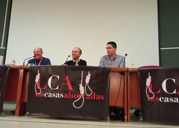 Jaime Rocha y Mikel Lejarza ‘El Lobo’ adelantan sus próximos proyectos en el Festival de Las Casas Ahorcadas Jaime Rocha y Mikel Lejarza ‘El Lobo’ adelantan sus próximos proyectos en el Festival de Las Casas Ahorcadas