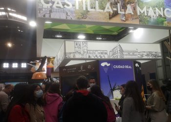 La Agrupación de Hostelería vende Cuenca como destino turístico en B-Travel