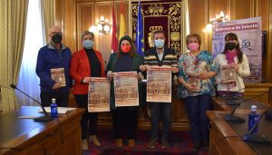 La biblioteca de Iniesta cumple medio siglo de vida con un libro donde plasma la importancia de la cultura en el medio rural