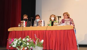 La biblioteca pública de Iniesta conmemora su 50 aniversario con la publicación del libro Biblioteca de iniesta. 50 años compartiendo lecturas