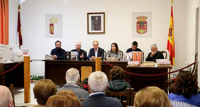 La celebración del Día del Libro pone el broche de oro al recuperado 'Abril Cultural' de Pareja