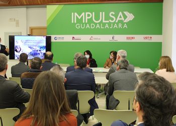 La embajadora de Túnez en España visita la oficina Impulsa Guadalajara 2 La embajadora de Túnez en España visita la oficina Impulsa Guadalajara