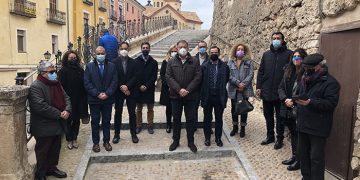 La escalinata entre la calle Alfonso VIII y la Plaza del Carmen ya se denomina ‘Junta de Cofradías de la Semana Santa de Cuenca’