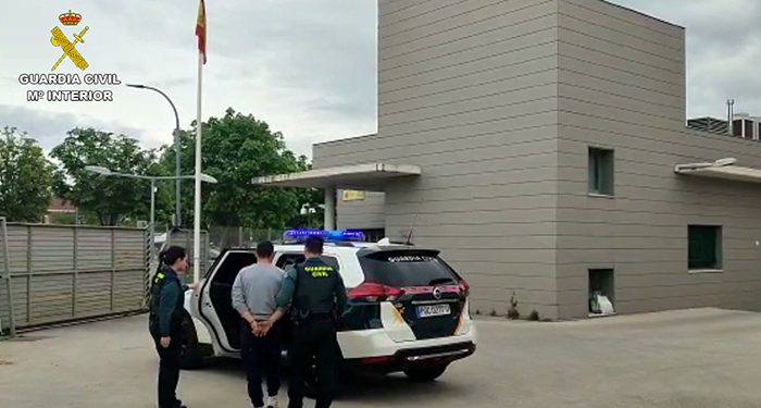 La Guardia Civil detiene a dos personas por cometer hasta 42 robos en Azuqueca de Henares