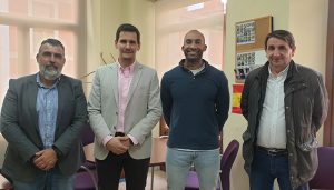 Los concejales del Grupo Popular en el Ayuntamiento de Guadalajara se reúnen con colectivos para explicar su propuesta sobre hábitos saludables en la ciudad