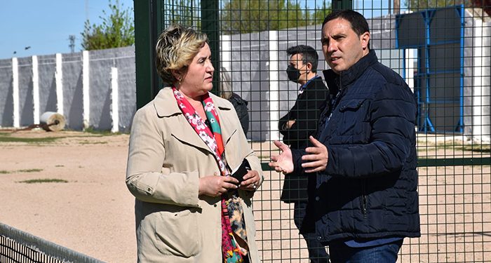 Martínez Chana anuncia la redacción del proyecto para mejorar el camino que une El Pedernoso y Las Pedroñeras