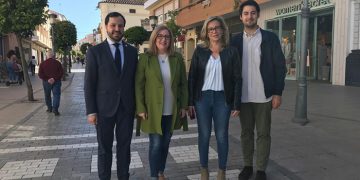 Merino lamenta que Page salga de Fuensalida para interpretar “su peor parodia animalista” como “el mejor bufón de Palacio” y no para bajar impuestos