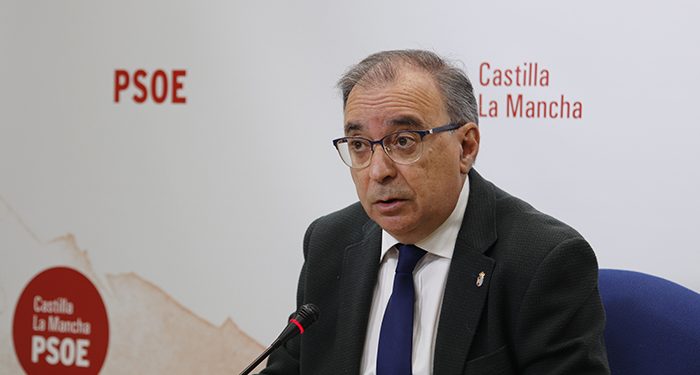Mora exige a Núñez que deje de “enredar” y apoye la suspensión del canon del agua y las nuevas deducciones fiscales