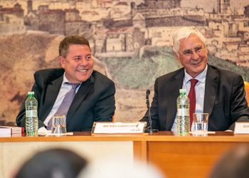 Page avanza la firma de un gran acuerdo con la UCLM que conlleva “inversiones, crecimiento y nuevas titulaciones”