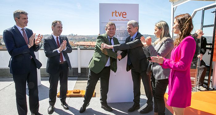 Page pide una reunión a Sánchez para hablar de agua y urge la puesta en marcha de las desaladoras como alternativa al trasvase